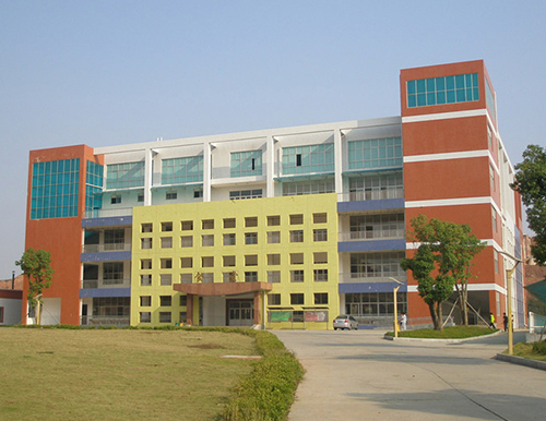 長沙市賀龍?bào)w育運(yùn)動(dòng)學(xué)校